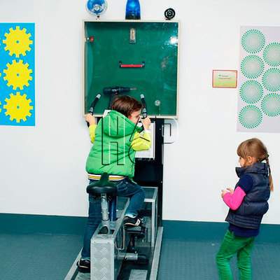 Экспонат «велогенератор»