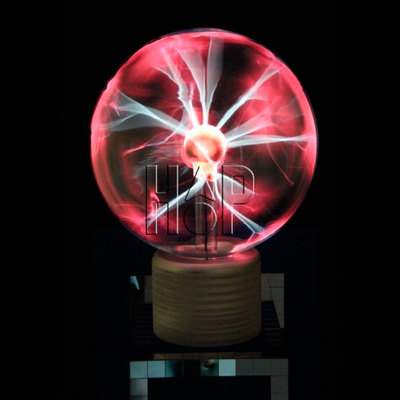Экспонат "плазменный шар"